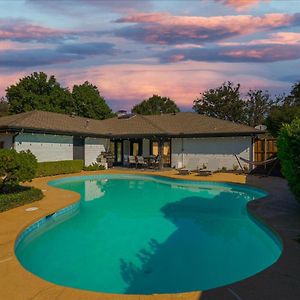 Modern And Spacious Dallas Getaway W Private Pool Villa Exterior photo