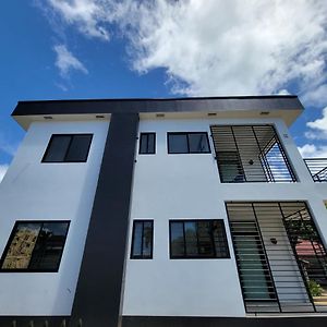 Modern - Wan Pipel With Terrace Apartamento Paramaribo Exterior photo