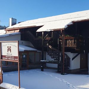 Hotel Penzion U Dvou pánů Pernink Exterior photo