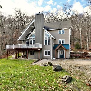 The Queens Croft V2 - Luxury Killington Ski Home, Newer, Better, Ski-Ier, Home Exterior photo