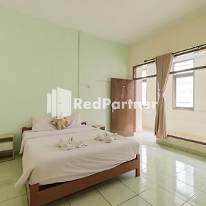 Hotel Pondok Cahaya Panorama Mitra Reddoorz Lembang Exterior photo