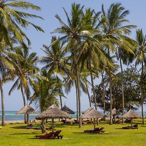 Neptune Paradise Beach Resort & Spa Galu Exterior photo