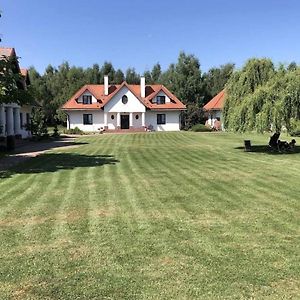 Dom Nasutów Villa Niemce Exterior photo