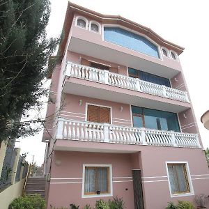 Apartamento Vila Dori Ani Tirana Exterior photo