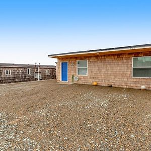 Rockaway Beachside Bungalow Plus Blue Ocean Bungalow Villa Exterior photo