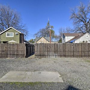 Centrally Located House In Chico With Gas Grill Exterior photo