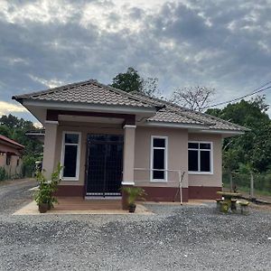 Home Stay Ummi D'Pendang Exterior photo