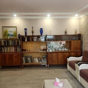 Lovely Two Bedrooms Apartment In Center Sevan Exterior photo
