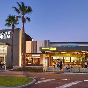 Smart Modern Close City/Airport Wifi/Park/Netflix Perth Exterior photo
