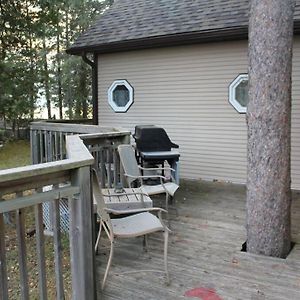 Rustic Pines Waterfront Cottage *Clear Water* Fenelon Falls Exterior photo