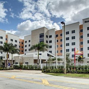 Residence Inn Fort Lauderdale Coconut Exterior photo