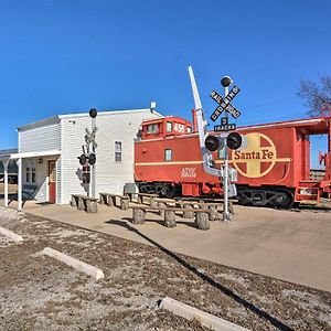 Apartamento Unique Joplin Gem Converted Train Car Studio Exterior photo