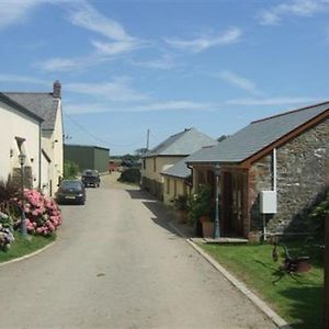 Frankaborough Farm Holiday Cottages Virginstow Exterior photo
