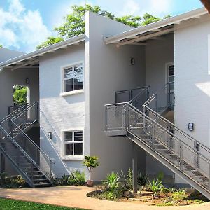 Apartments @ 125 Gaborone Exterior photo