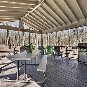 Broken Bow Getaway Covered Deck, Grill And Fire Pit Exterior photo