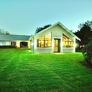 Inkosana Berg Lodge Champagne Valley Exterior photo