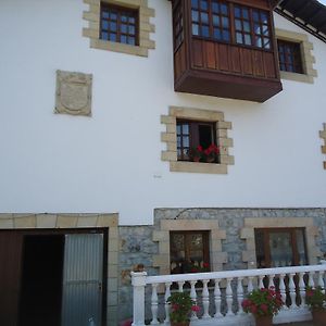 Hotel Montañes Santillana del Mar Exterior photo