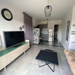 Apartamento Studio avec extérieur ombragé Saint-Marcel-lès-Valence Exterior photo