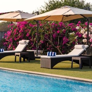 Saffronstays Brunton House, Alibaug - Luxury Pool Villa Near Awas Beach Alībāg Exterior photo