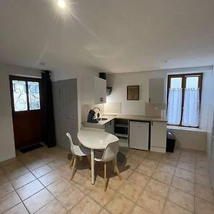 Apartamento Studio Cosy La Theols A Issoudun Exterior photo