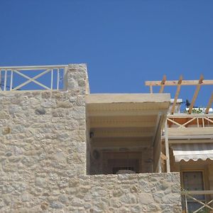 Apartamento Stonehouse Elia Up Myrtos Exterior photo