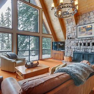 Rustic Truckee Cabin With Donner Lake Views! Exterior photo