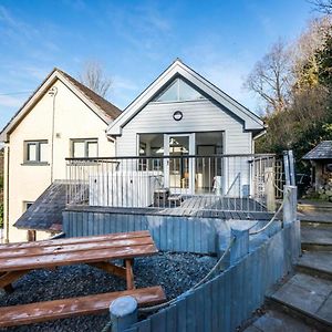 Rock Cottage - 3 Bedroom Holiday Home - Fishguard Exterior photo