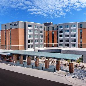 Hotel Courtyard Lincoln Downtown Exterior photo