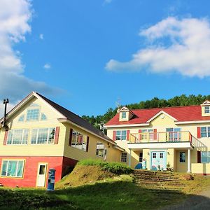 Hotel pensión Hoshi ni Negaiwo NakaNakafurano Exterior photo