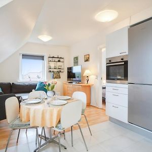 Apartamento Lovely Top Floor Apart Copenhagen Near Airport, Metro And The Beach Exterior photo