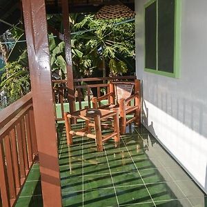 Blue Lagoon Guest House For Backpakers Puerto Galera Exterior photo