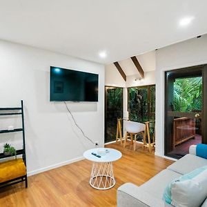 Apartamento A 1Br Slice Of Titirangi Heaven - Wifi - Netflix Auckland Exterior photo