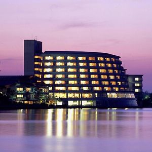 Apa Hotel & Resort Kaga Katayamazu Onsen Kasuikyo Exterior photo