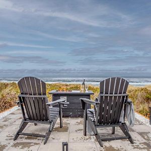 Seabatical On The Strand Villa Rockaway Beach Exterior photo