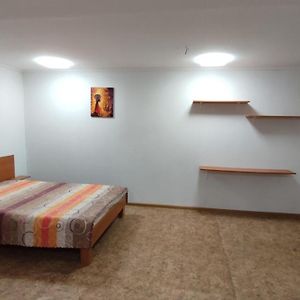 Apartamento Sunday Chornomorsk Exterior photo