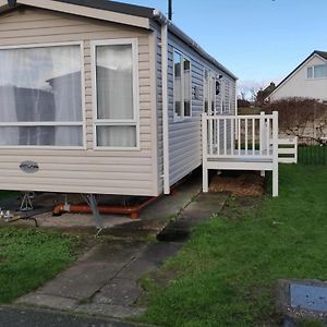 The Ruby Lido Beach Prestatyn Villa Exterior photo