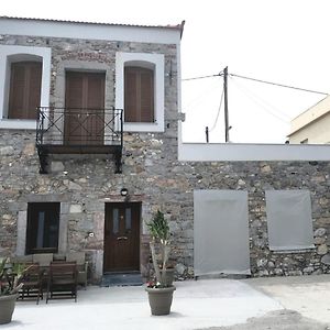 Two-Storey House In Kardamyla Villa Mármaron Exterior photo