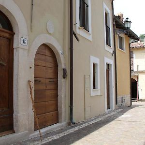 Apartamento La Rosa Dei Pastori San Demetrio ne' Vestini Exterior photo