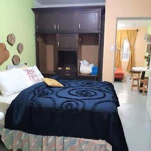Comfy Furnished Private Apartment.Netflix/Internet Chimaltenango Exterior photo