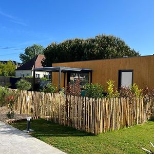 Charmante Maison A 2 Pas De La Mer Avec Son Jardin Pour 2 Adultes Et 2 Enfants Merville-Franceville-Plage Exterior photo