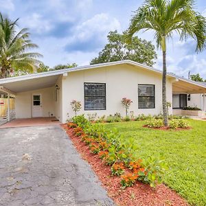 Margate Home With Hot Tub And Putting Green! Exterior photo