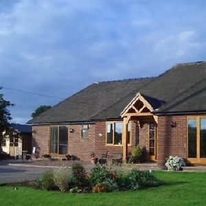 Dove Meadow Bed and Breakfast Denstone Exterior photo