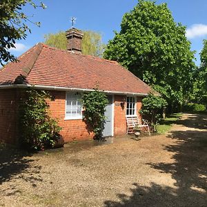 The Gatehouse Villa Long Melford Exterior photo