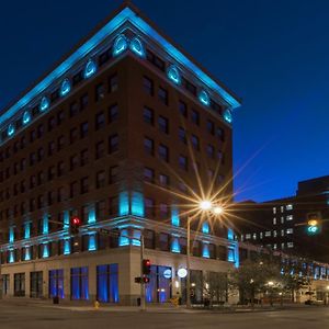 Hotel The Current Iowa, Autograph Collection Davenport Exterior photo