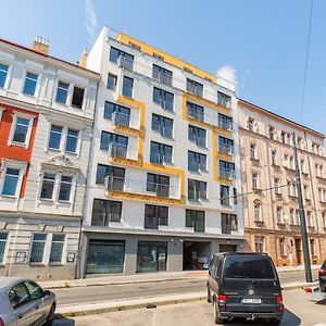 Brand New Studio Apartment # 42 In Brand New Building With Free Parking In The Center Praga Exterior photo