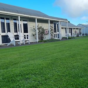 The Furlong Motel Hawera Exterior photo