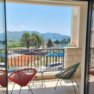 Apartamento Lustica Lux Tivat Exterior photo