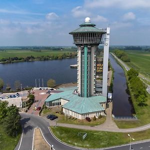 Hotel & Restaurant Infinity Lichtmis Exterior photo