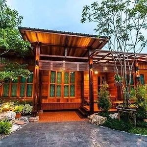 Areeya Phubeach Resort Wooden House Ban Chong Phli Exterior photo