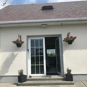 Apartamento Loch Nuala Galway Exterior photo